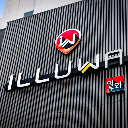 M Lluwa汽车旅馆